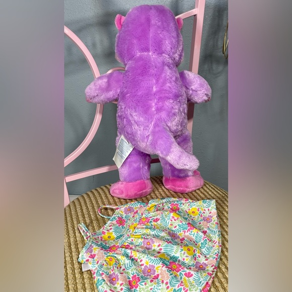 BUILD-A-BEAR Otterly Adorable Otter 16” Plush Animal and BAB Floral Maxi Dress - Picture 5 of 7